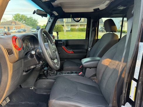 Used 2016 Jeep Wrangler Unlimited Sport w/ Trailer Tow Group AWD/4WD image 17