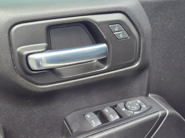 Used 2023 Chevrolet Silverado 1500 Custom AWD/4WD image 19