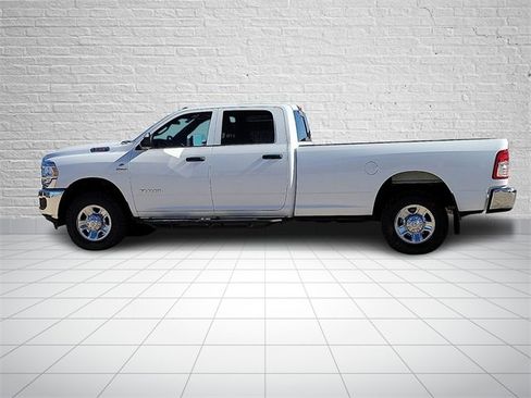 Used 2022 RAM 3500 Tradesman image 2