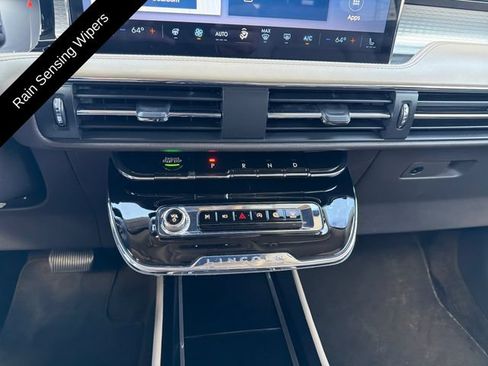 Certified 2023 Lincoln Corsair AWD w/ Equipment Group 101A image 20