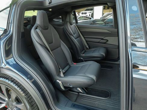 Used 2023 Tesla Model X Plaid image 58