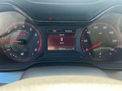 Used 2025 Chevrolet Trax RS w/ Driver Confidence Package FWD image 12
