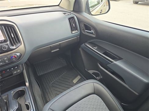 Used 2022 Chevrolet Colorado Z71 w/ Trail Boss Package image 14