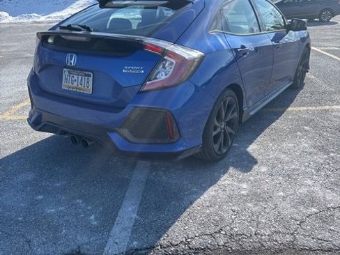 Used 2018 Honda Civic Sport Touring image 9