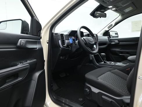 New 2025 Ford Ranger XL RWD image 8