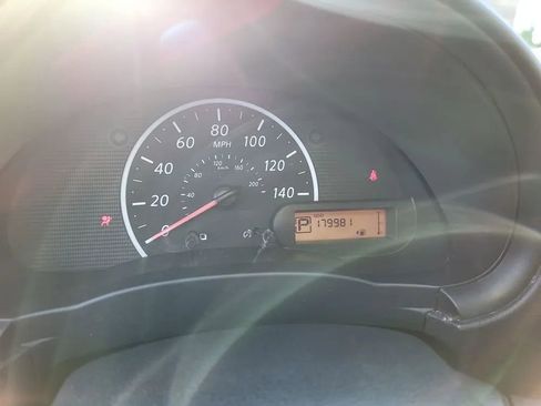 Used 2013 Nissan Versa S Plus FWD image 17