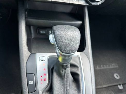 Used 2019 Kia Forte LXS FWD image 31