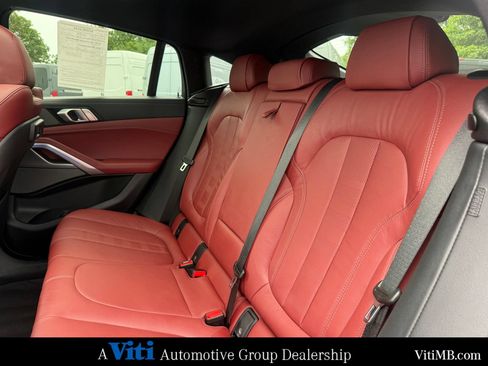 Used 2022 BMW X6 xDrive40i w/ M Sport Package AWD/4WD image 22