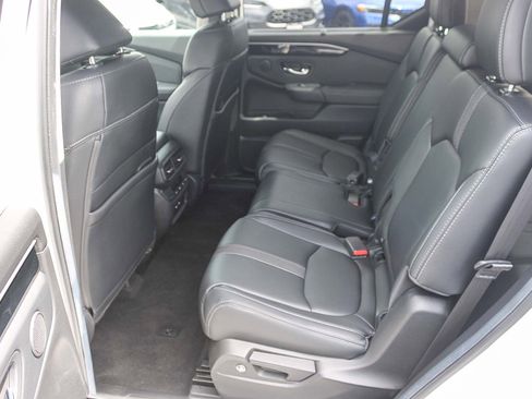 Used 2025 Honda Pilot EX-L image 19