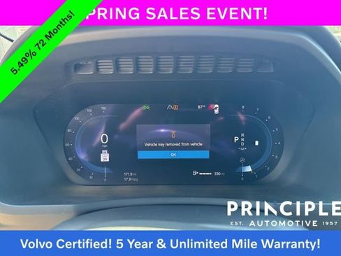 Certified 2023 Volvo XC90 B5 Plus image 22