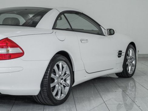 Used 2008 Mercedes-Benz SL 550 image 54