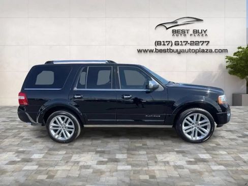 Used 2016 Ford Expedition Platinum RWD image 8