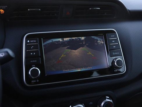 Used 2022 Nissan Kicks S image 15