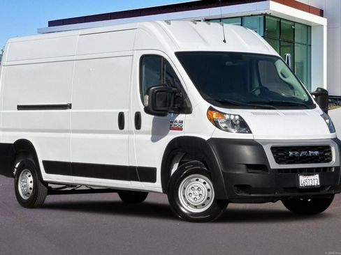 Used 2021 RAM ProMaster 2500 FWD image 2