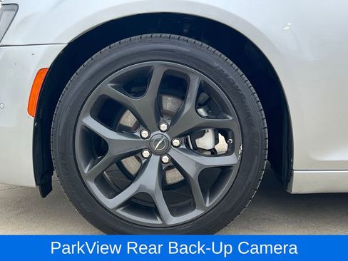 Used 2023 Chrysler 300 S image 8