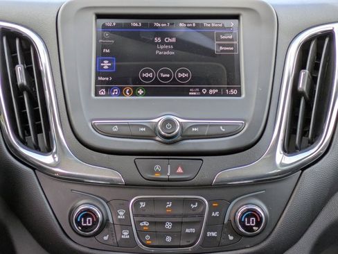 Used 2023 Chevrolet Equinox LT image 13