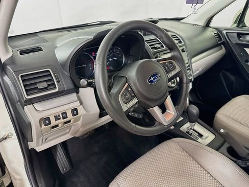 Used 2018 Subaru Forester 2.5i Premium AWD/4WD image 9