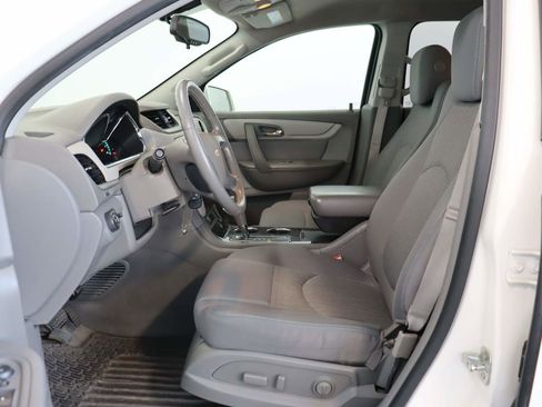 Used 2014 Chevrolet Traverse LT w/ LPO, 'HIT The Road' Package image 8