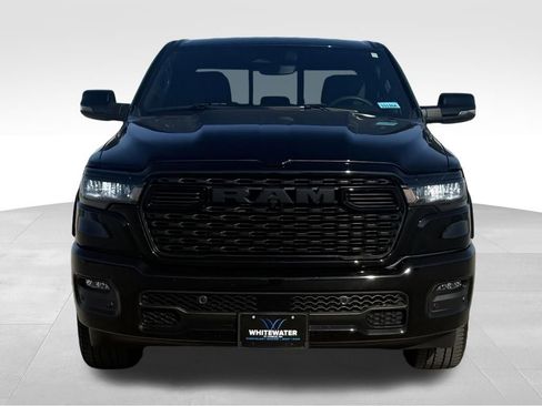 Used 2025 RAM 1500 Big Horn AWD/4WD image 32