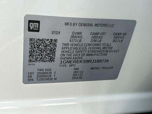 Used 2024 Chevrolet Traverse LS image 23