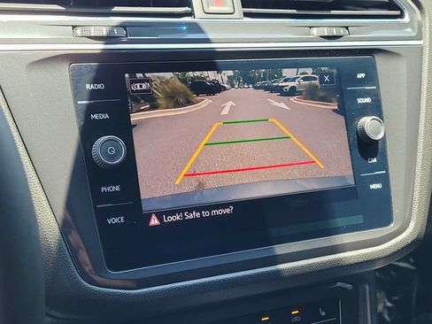 Certified 2023 Volkswagen Tiguan SE R-Line FWD image 24