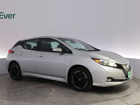 Used 2024 Nissan Leaf SV Plus FWD image 14