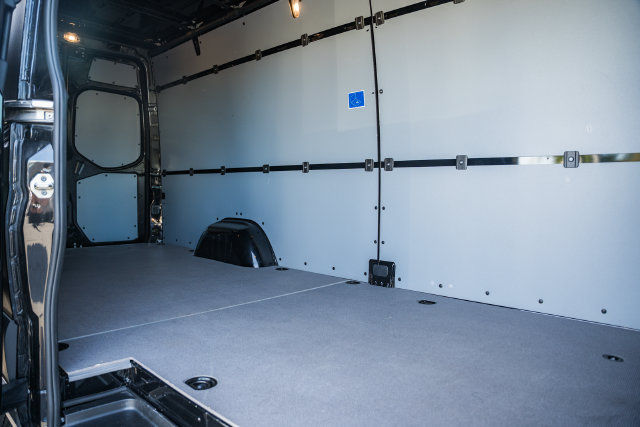 Used 2023 Mercedes-Benz Sprinter 2500 w/ Acoustic Package image 12