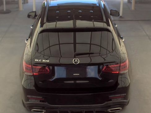 Used 2022 Mercedes-Benz GLC 300 w/ AMG Line image 10