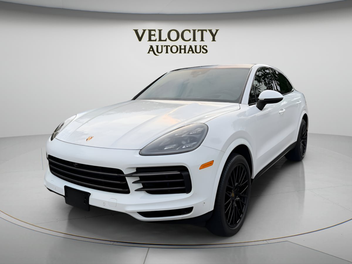 Used 2022 Porsche Cayenne S Platinum AWD/4WD image 3