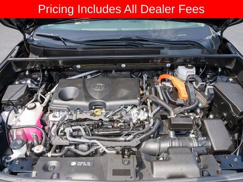 Used 2023 Toyota RAV4 XLE Premium AWD/4WD image 21