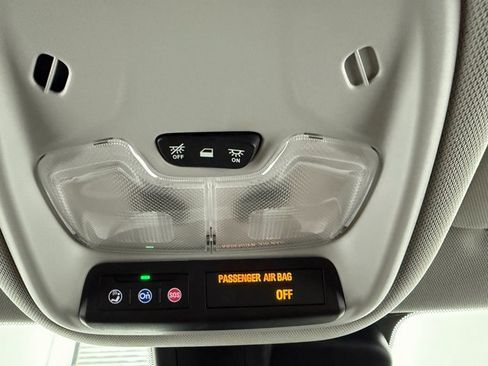 Used 2024 Chevrolet TrailBlazer LS w/ LS Convenience Package image 24