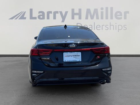 Used 2019 Kia Forte S FWD image 4