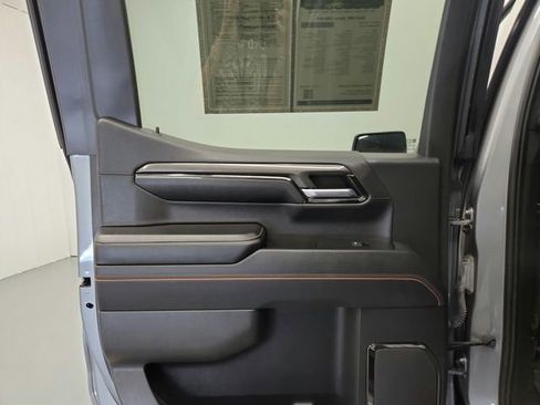 Used 2023 GMC Sierra 1500 AT4 w/ Technology Package AWD/4WD image 34