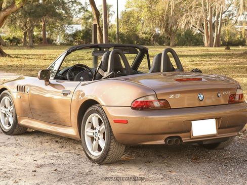 Used 2000 BMW Z3 2.5i image 6