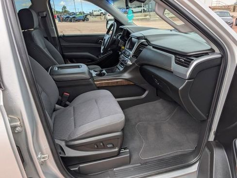 Used 2020 Chevrolet Suburban LS w/ Skid Plate Package AWD/4WD image 37