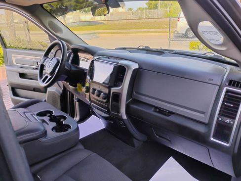 Used 2019 RAM 1500 Classic Warlock RWD image 33