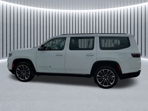 Used 2024 Jeep Wagoneer Series III w/ Premium Group I image 15