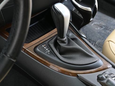 Used 2012 BMW 128i Coupe image 17