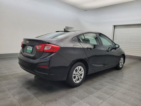 Used 2019 Chevrolet Cruze LS image 9