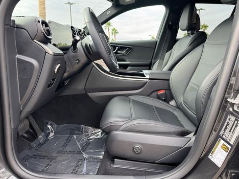 Certified 2025 Mercedes-Benz GLC 300 image 13
