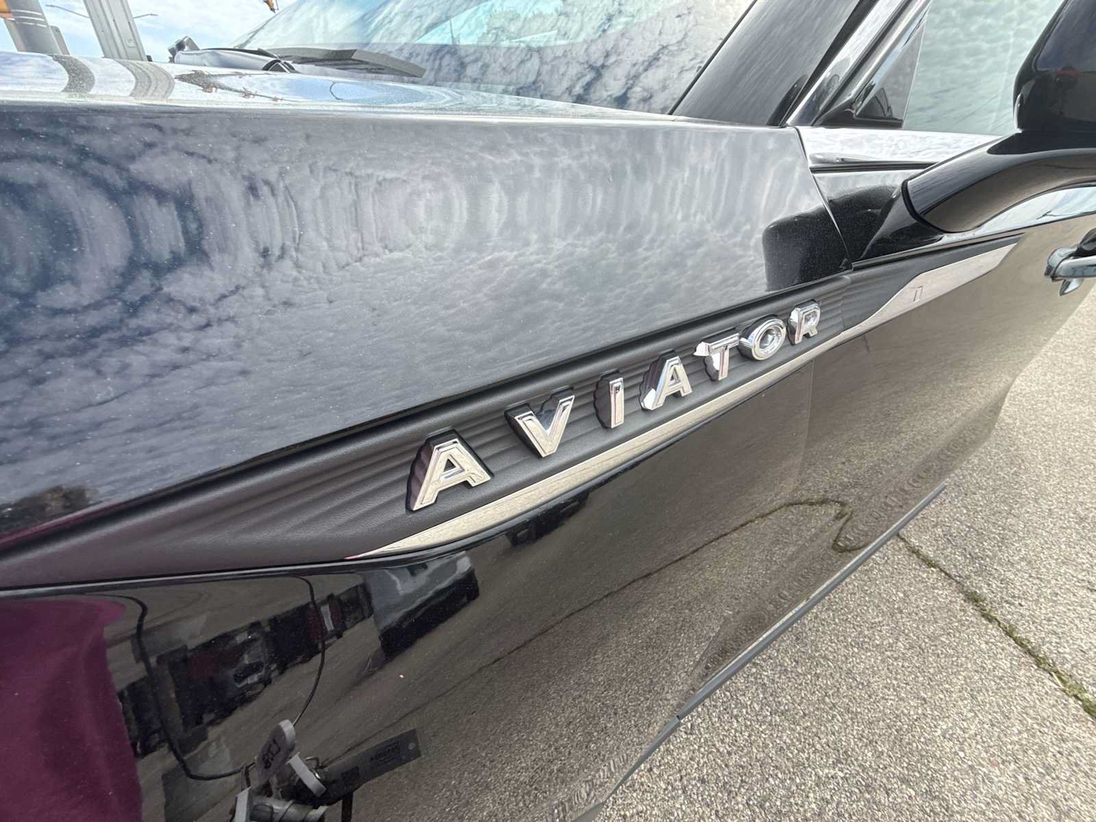 Used 2024 Lincoln Aviator Reserve AWD/4WD image 33