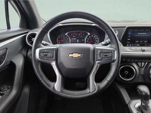 Used 2020 Chevrolet Blazer LT FWD image 23