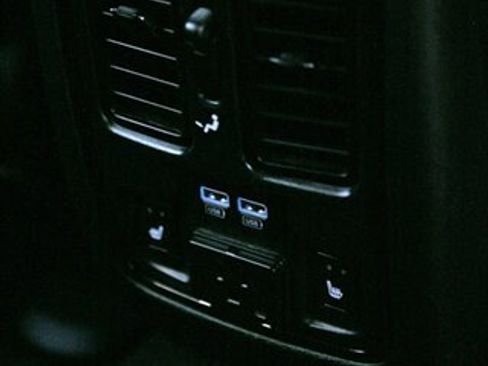 Used 2022 Dodge Durango GT RWD image 21