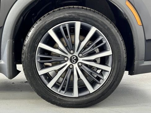 Used 2023 INFINITI QX60 Sensory w/ Vision Package AWD/4WD image 43