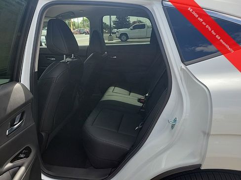 New 2025 Nissan Murano SV AWD/4WD image 12