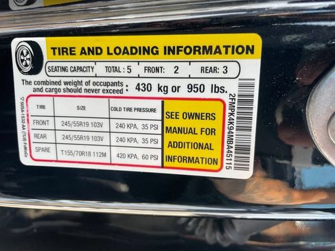 Used 2021 Ford Edge Titanium AWD/4WD image 38