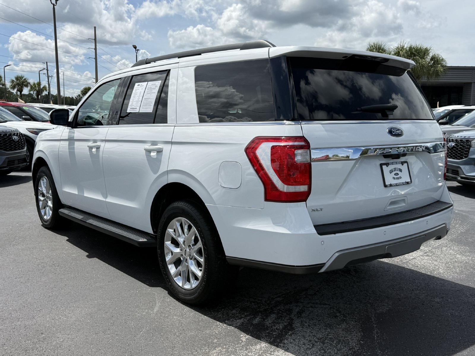Used 2020 Ford Expedition XLT RWD image 6