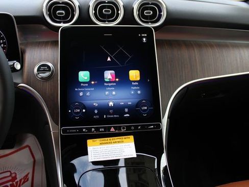 New 2025 Mercedes-Benz GLC 350e 4MATIC image 25