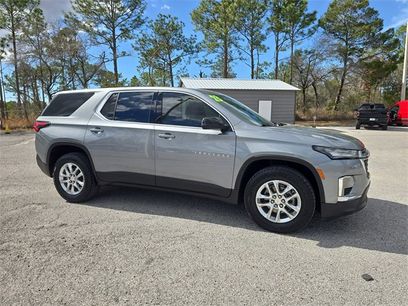 Used 2023 Chevrolet Traverse LS