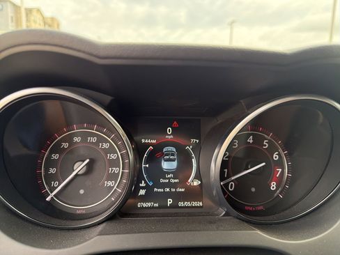 Used 2016 Jaguar F-TYPE Convertible RWD image 7